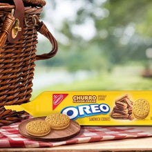 画像をギャラリービューアに読み込む, アメリカのお菓子 期間限定 オレオ チュロス味 サンドイッチクッキー 約20枚入り 10.68oz 303g Nabisco ナビスコ