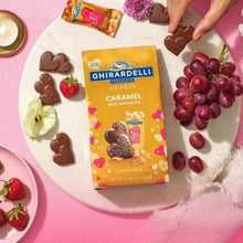 画像をギャラリービューアに読み込む, [選べるセット数 まとめ買いでお得] 1セット2袋入り ギラデリ バレンタイン 限定 ミルクチョコレート キャラメル ハーツ 1袋 4.1oz(117.6g) Ghirardelli
