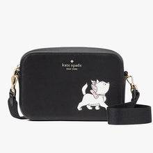画像をギャラリービューアに読み込む, Kate Spade × Disney【 ケートスペード × ディズニー おしゃれキャット KD735 マリーちゃん ミニ ショルダー カメラバッグ レザー ブラック】
