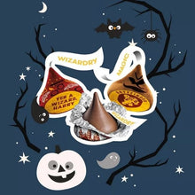 画像をギャラリービューアに読み込む, [2袋セット] ハロウィン限定 ハーシーズ ハロウィン チョコレート ハリーポッターコラボ キスチョコ ミルクチョコレート 1袋 約56個入り 9.5oz 269g Hershey&#39;s
