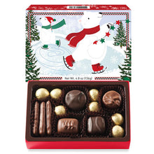 画像をギャラリービューアに読み込む, See&#39;s Candies【 シーズキャンディ / 季節限定 クリスマス チョコレート メリー トリート コレクション プレイフル ポーラーベアー ボックス / ミルクチョコボール 限定バッグ付き】
